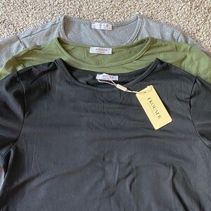 Amazon Time and Tru Black, Green, and Gray T-Shirt Trio Maternity